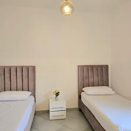 Apartment Sunny - 126