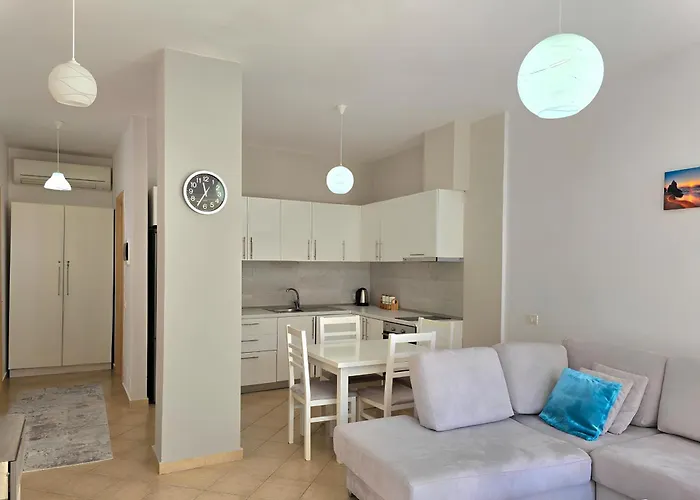 Sunny - 126 Apartament